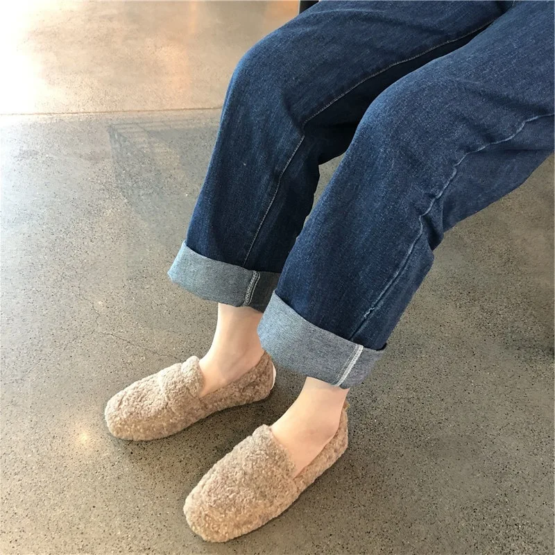 Korean Shoes Casual Female Sneakers Loafers With Fur Shose Women Slip-on Round Toe Autumn Women's Moccasins 2020 New Dress Slip