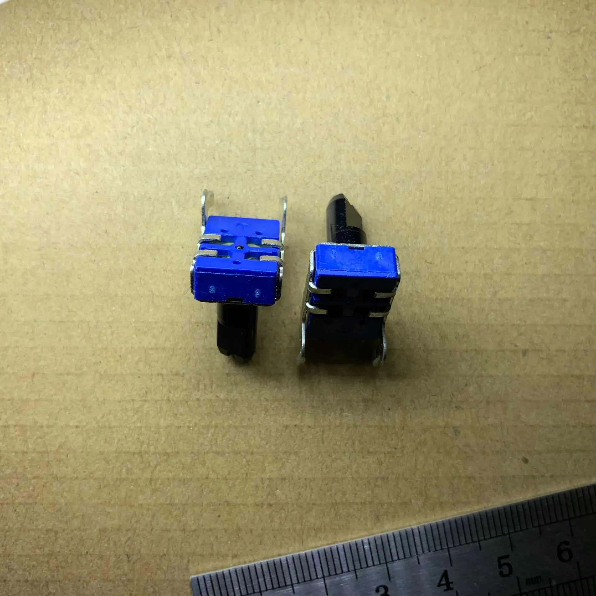 5pcs   Switch For Yamaha S650 Keyboard Pitch Wheel Controller 4Pin PSR-S950 Volume Potentiometer B103 10K Handle 13MM