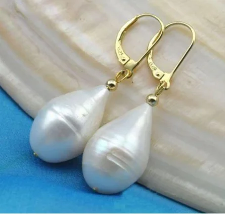 Charming 10-14mm AAA Akoya white natural pearl earring