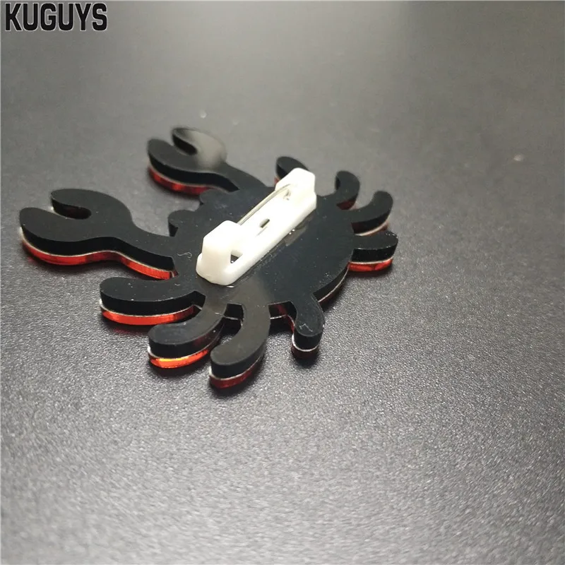 KUGUYS Cute Blue Red Mirror Acrylic Crab Brooches for Women Jewelry Romantic Accessories