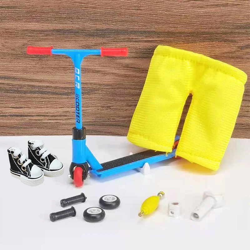 Alloy Finger Scooter Skateboard Shoe Accessories Set Two Wheels Skate Clothe Fingerboard Bikes Fingertip Novelty Toys Gift Child