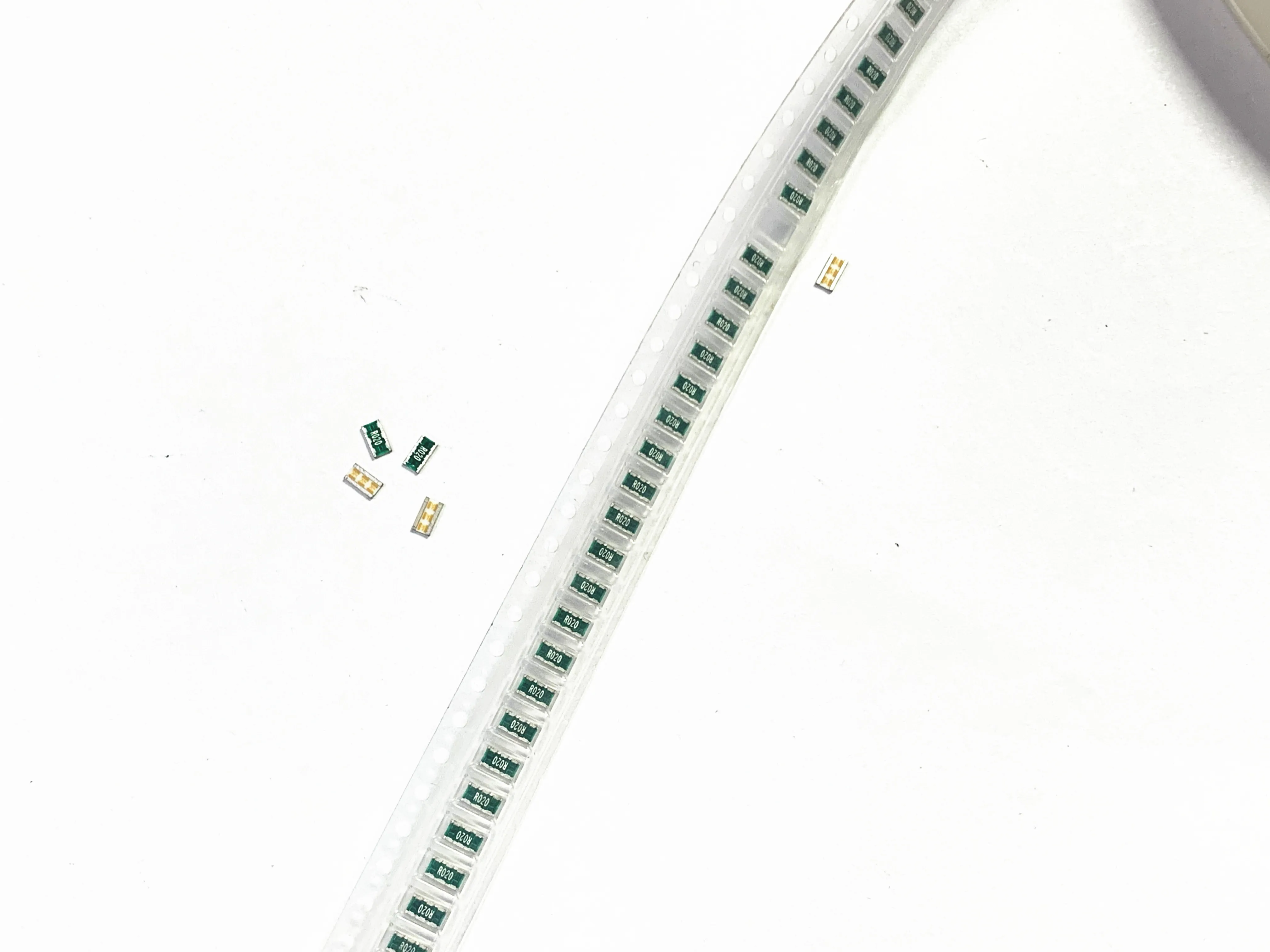 10Pcs/Lot/ RL3720T-R020-F original chip reverse pole alloy resistor 3720-R020 0.02R 1% 1/2W 0.5W