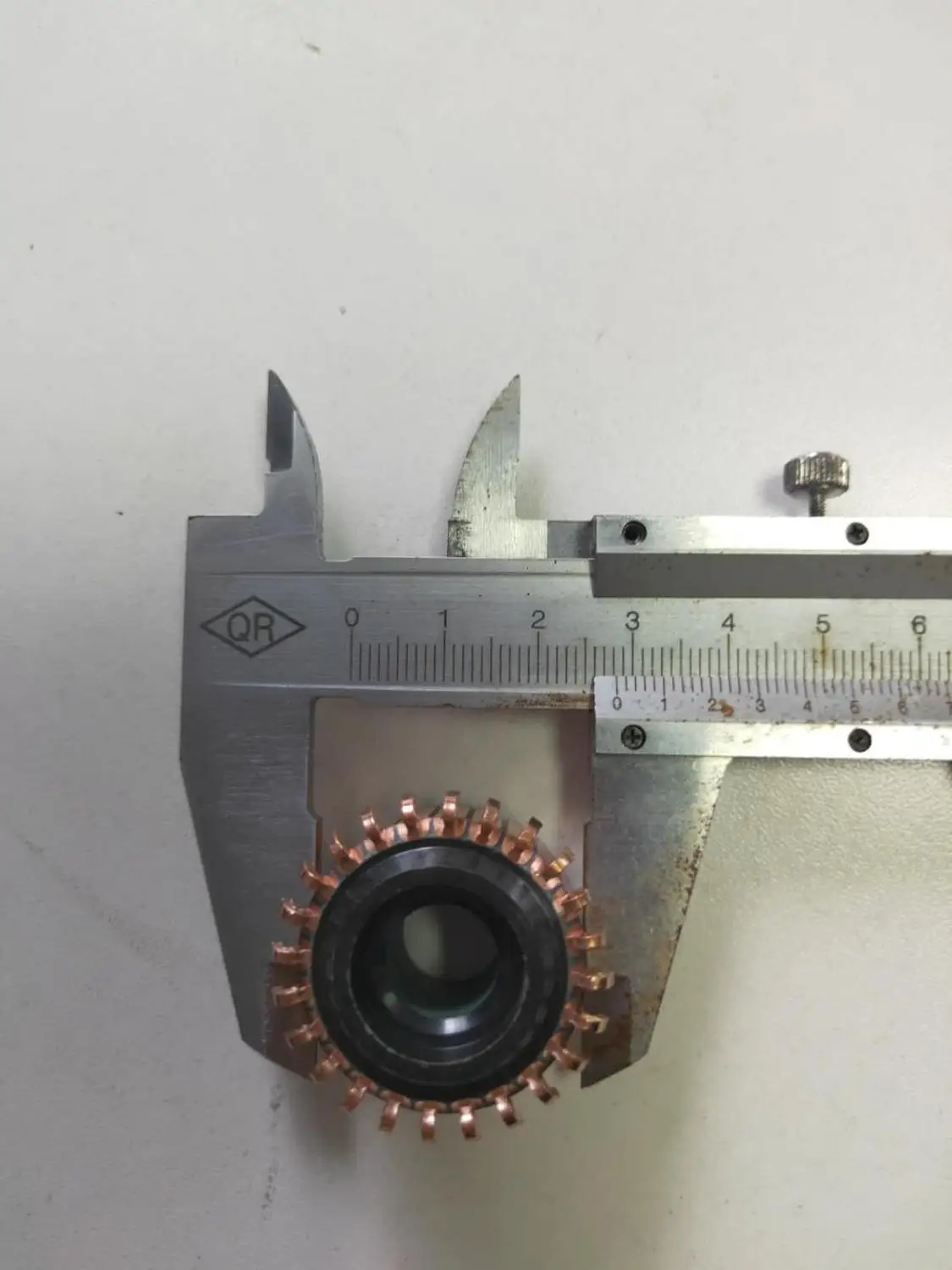 Moteur électrique en cuivre D-032, 1 pièce, commutateur