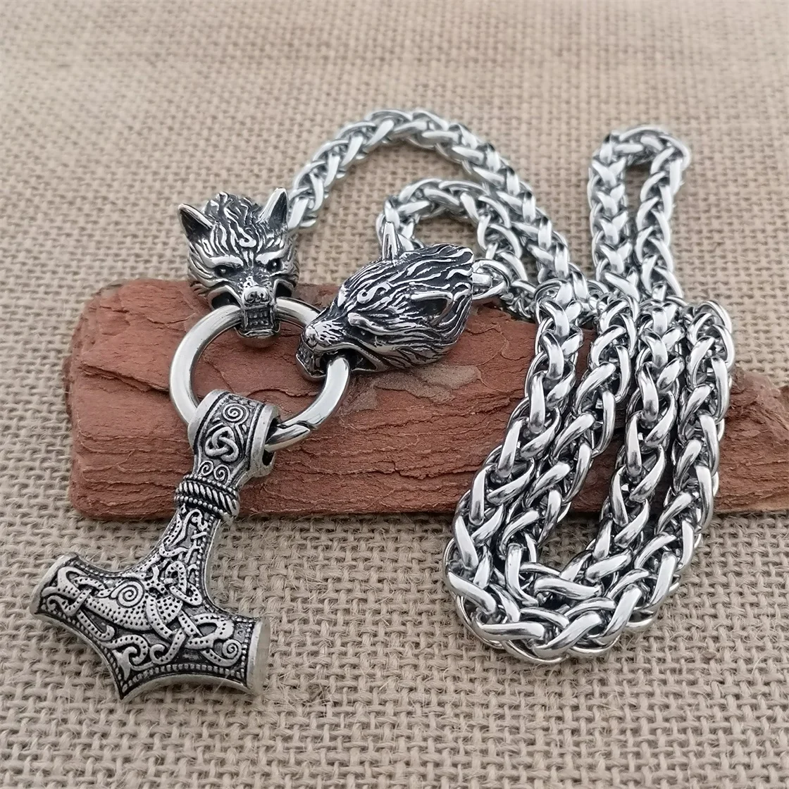 

Viking Thor Thor Hammer Pendant Necklace Titanium Steel Wolf Head Chain Necklace Viking Retro Jewelry