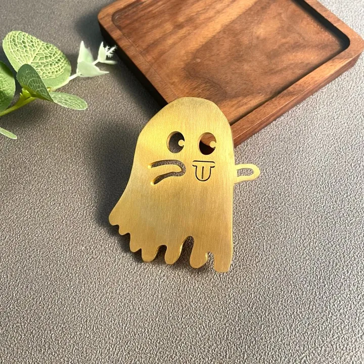 Ghost Belt Buckle For Friend Fashion Minimalist Dainty Cute Gold Metal Accessories Kid Christmas Halloween Best Gift