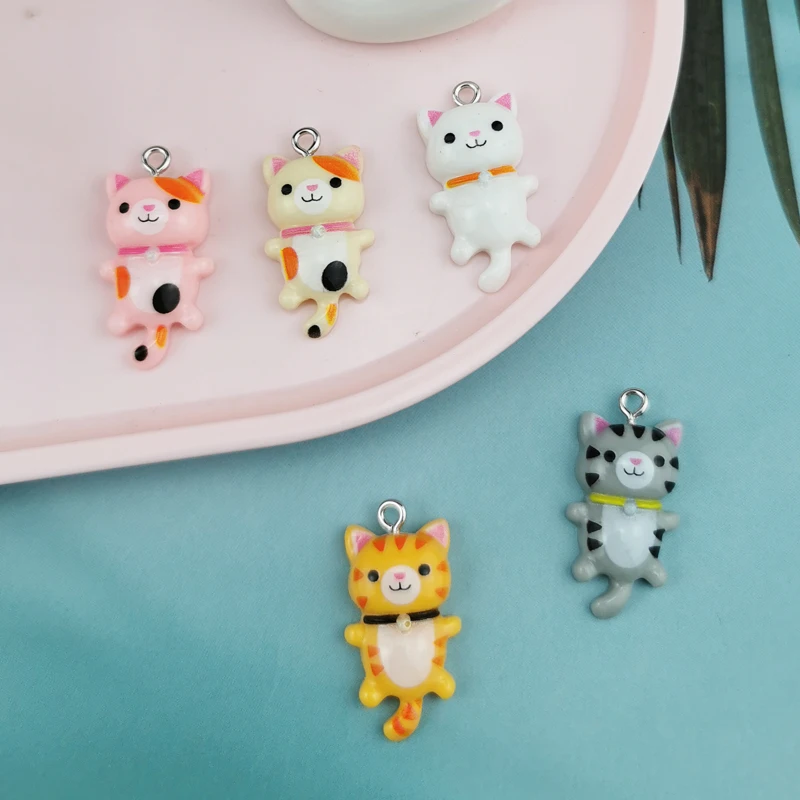 MuhNa 10pcs Kawaii Cats Charms Pendants For Jewelry DIY Bracelets Necklace Earrings Resin Flat Back Animals Finding YZ917