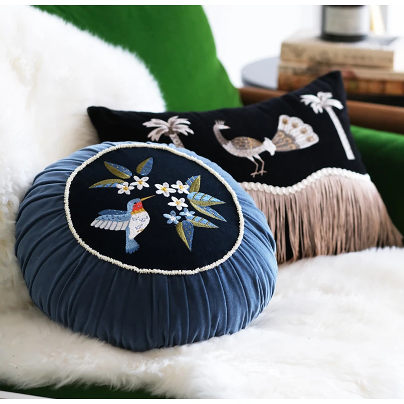 Medicci Home Circular Hummingbird Embroidered Pillow Case Retro Blue Velvet Decorative Cushion Covers For Living Room Sofa Couch