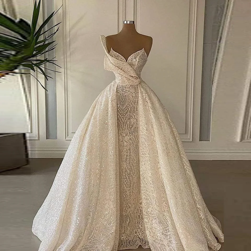 Marfim renda uma linha vestidos de casamento lindo querida sem mangas vestidos de noiva 2021-2022 vestidos de casamento feitos sob encomenda trem da varredura