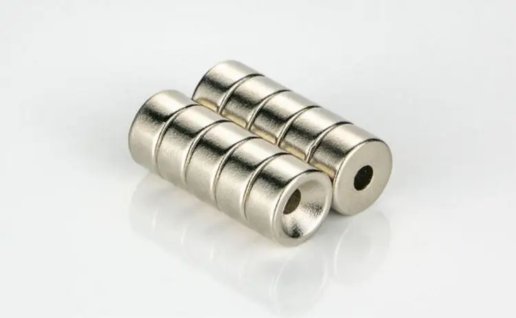Magnete forte magnetico normale rotondo con foro magnete forte D20x3 anello magnetico svasato da 5mm anello magnetico