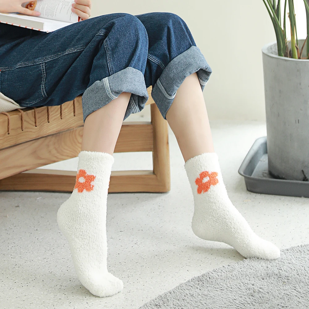 Candy Warm Lady Flower Cute Winter Kawaii Thick Casual Women Socks Fuzzy Fluffy Terry Warm Socks Short Cute Cotton Socks Female