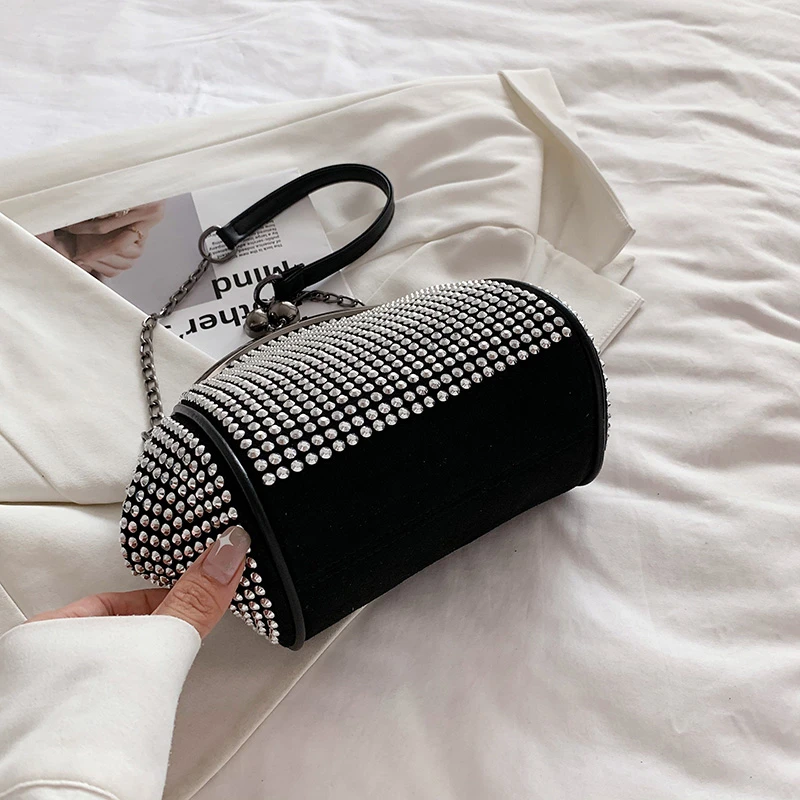 Punk Style Party Fashion Crossbody Bags for Women Rivet Evening Clutch Purse Ladies Black Small Chains Shoulder Bag Sac A Main