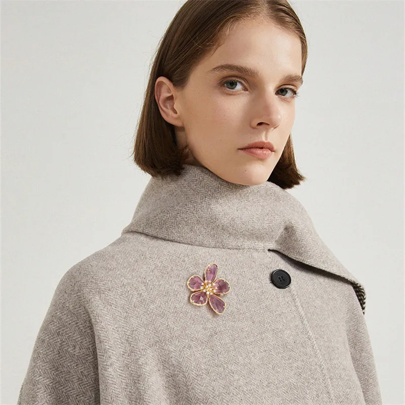 Ajojewel Women's Crystal Flower Brooch Vintage Jewelry Retro Style Brooches Decoration For Suit Sweater Shirt Broche Femme image 3