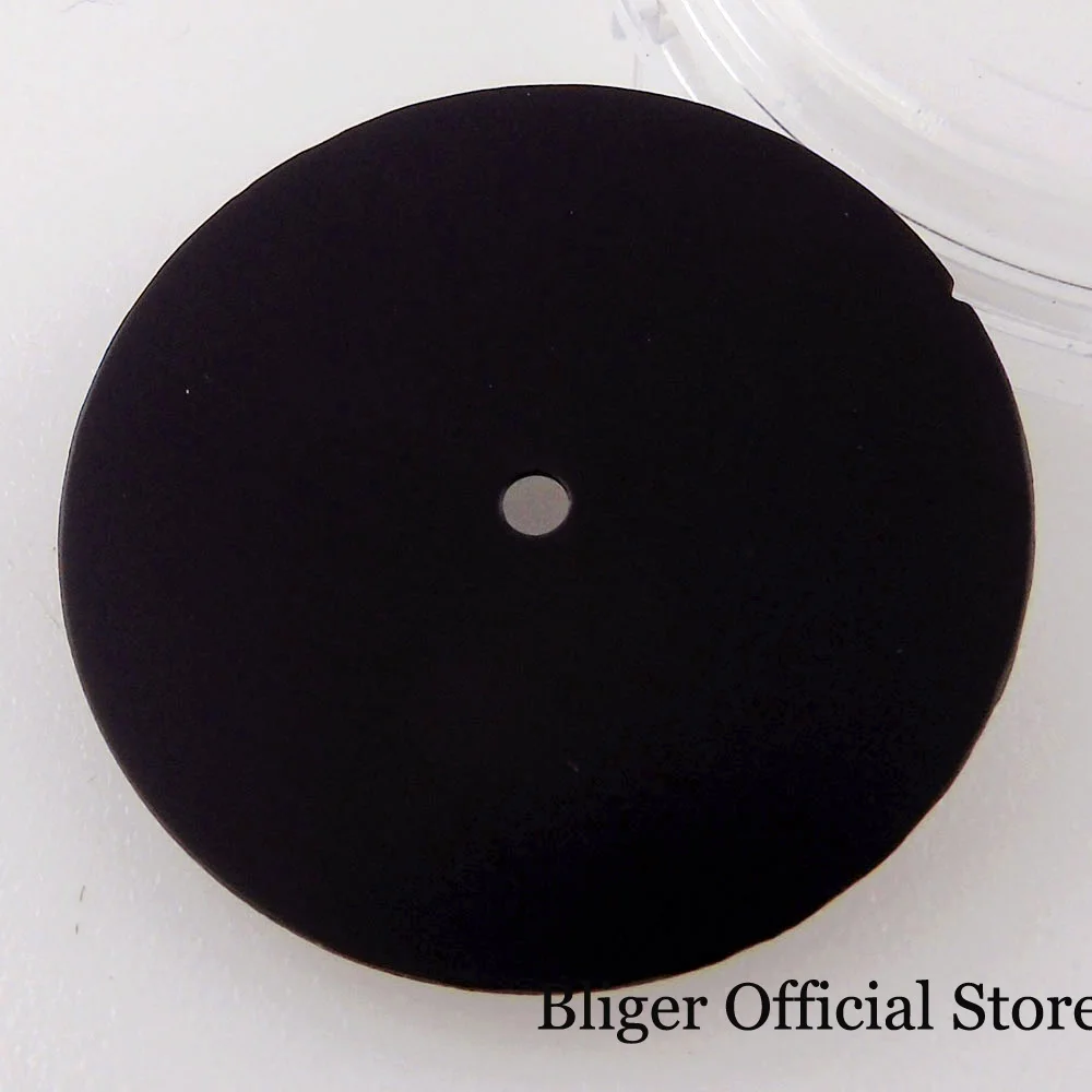 Mostrador de relógio "preto sem índice,