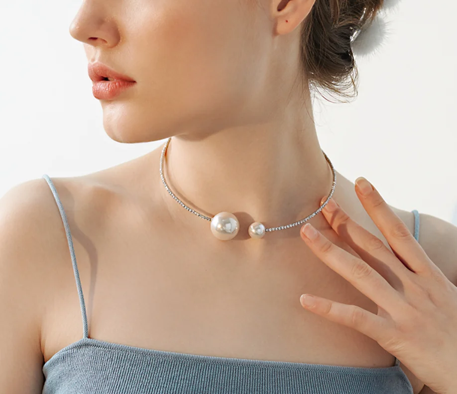 2023 trend Design pearl circle opening clavicle chain choker vintage necklaces for women fashion jewelry