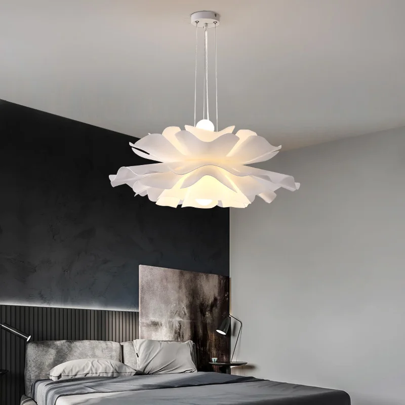 Nordic Decoration White Flower Pendant Lamp E27 Bulb Acrylic Flower Lampshade Bedroom Suspension Hanging Light for Living Room