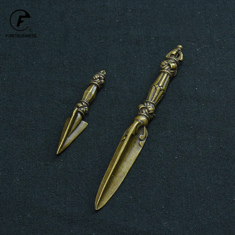 Small Retro Brass Vajry Pestle Ornaments Vintage Brass KeyChains Pendant Buddha Instruments Lucky Home Decorations Avoid Evil image 6
