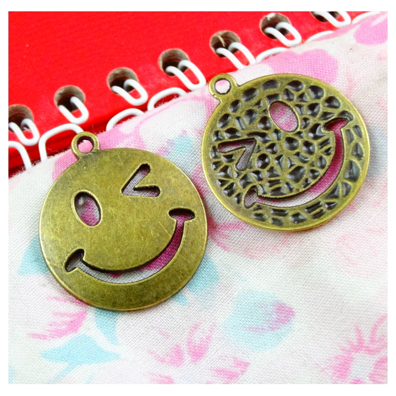 

30pcs 23*26.7MM Antique Bronze Plated smile charms zinc alloy Smiling Face pendant for earrings necklaces DIY accessories