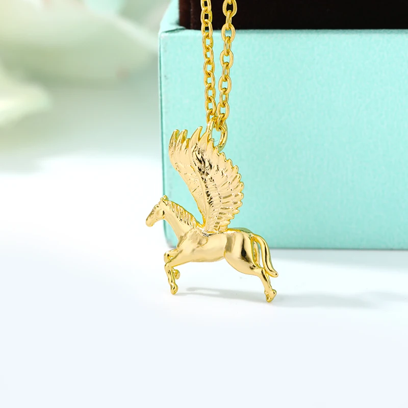 2020 Trendy Horse Unicorn Necklace Women Choker Collier Stainless Steel Chain Animal Pegasus Pendant Necklace Jewelry Wholesale