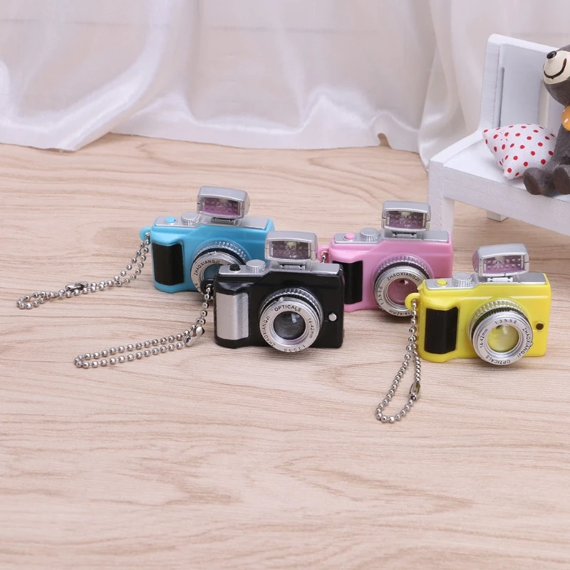 

900C Creative Camera Led Keychains With Sound LED Flashlight Key Chain Funny Toy