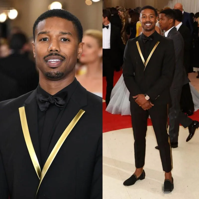 

Black Men Suits for Ceremony Prom Party Slim Fit Groom Tuxedo Gold Lapel 2Piece Best Man Blazer Latest Coat Pant Design Costume
