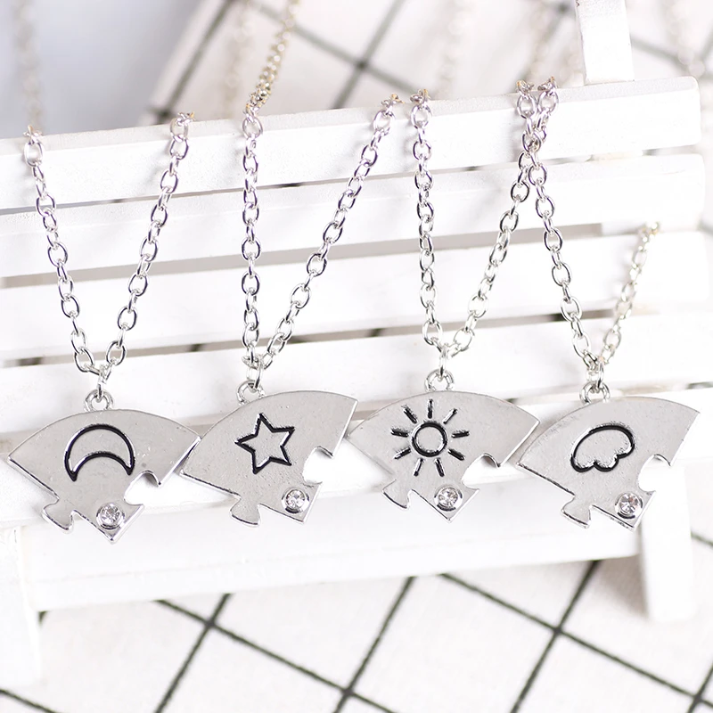 4-piece Set Best Friend Friendship Necklace Sun Moon Cloud And Star Inlaid Rhinestone Stitching BFF Pendant Fashion Jewelry Gift