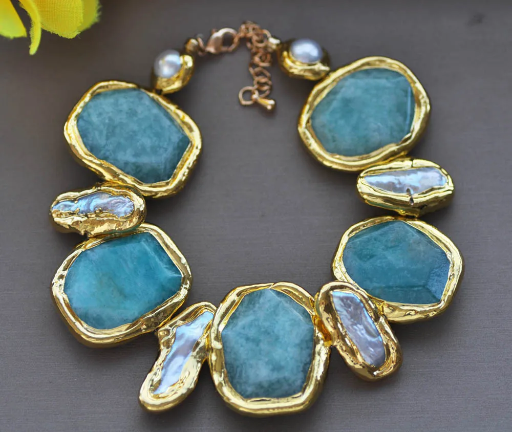 

Z11085 8" 30mm Square Amazonite White Biwa Pearl Gold plated Bracelet