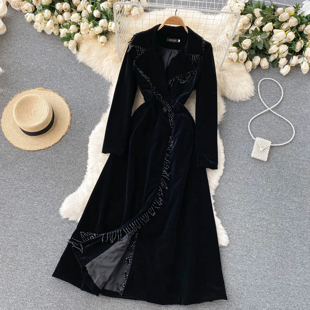 Jesienno-zimowa damska czarna aksamitna sukienka w stylu Vintage Bling Tassel karbowany kołnierzyk płaszcz wierzchni wykop Party Maxi sukienka
