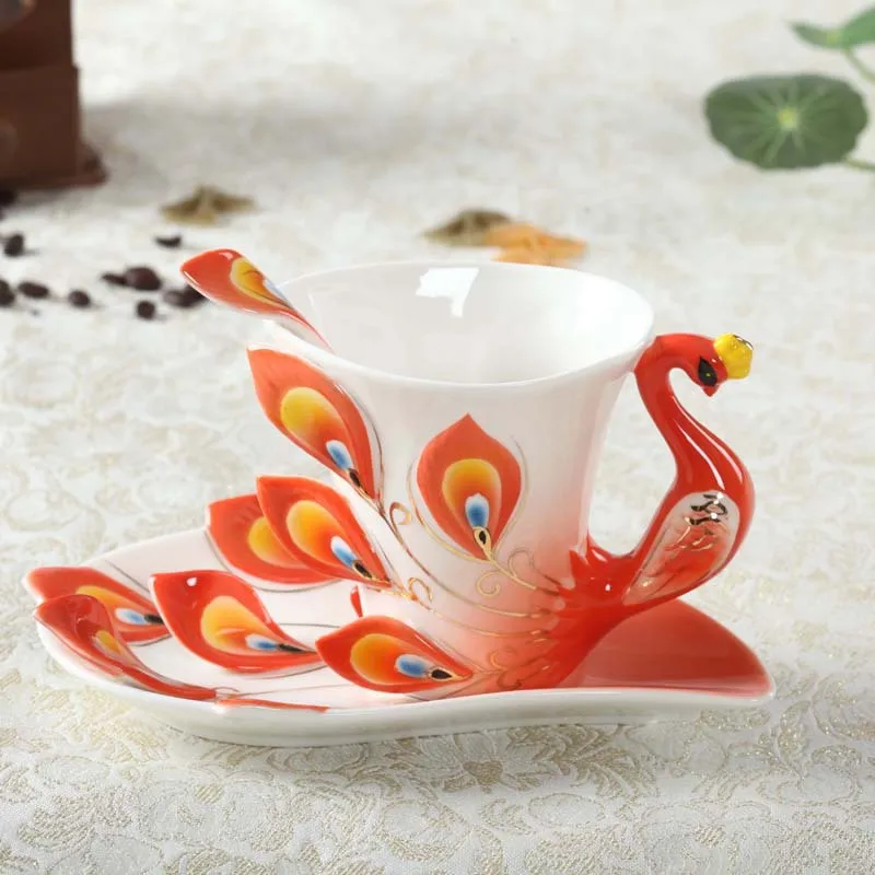 200ml Peacock Coffee Cups With Saucer Spoon Hadmade 3D Ceramic Tea Milk Mugs Set Breakfast Water Bottle Christmas Lover Gifts