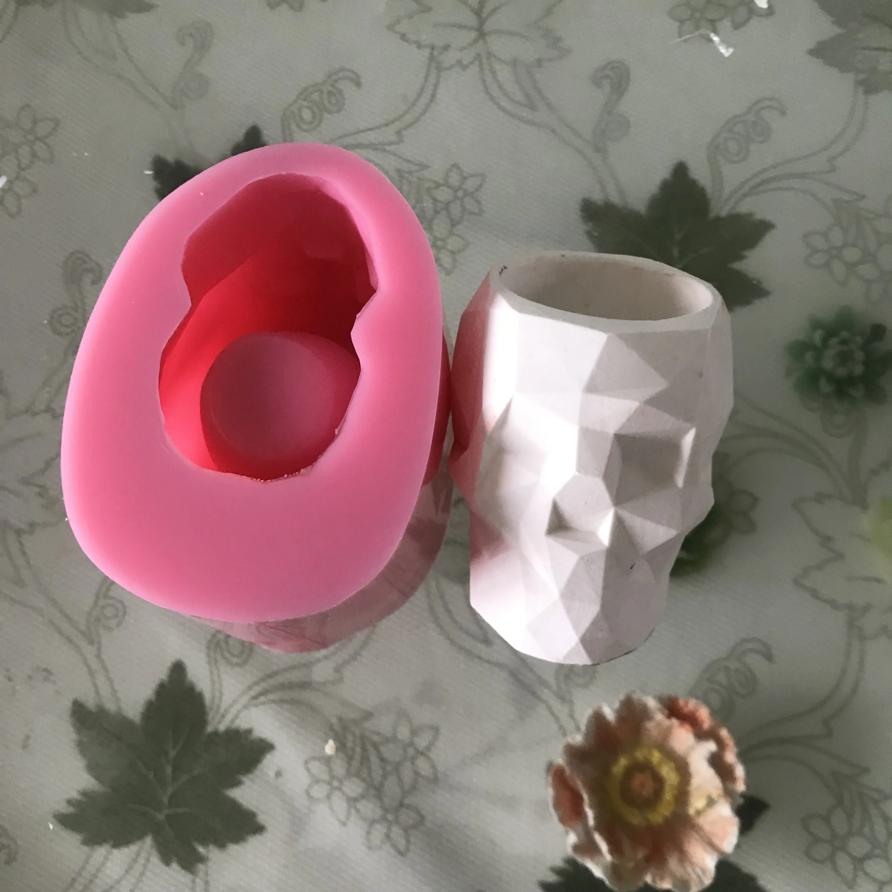 Small Skull Candlestick Candle Tray Molds Decorating Resin Craft Silicone Concrete Mould Pen Holder Making Tools