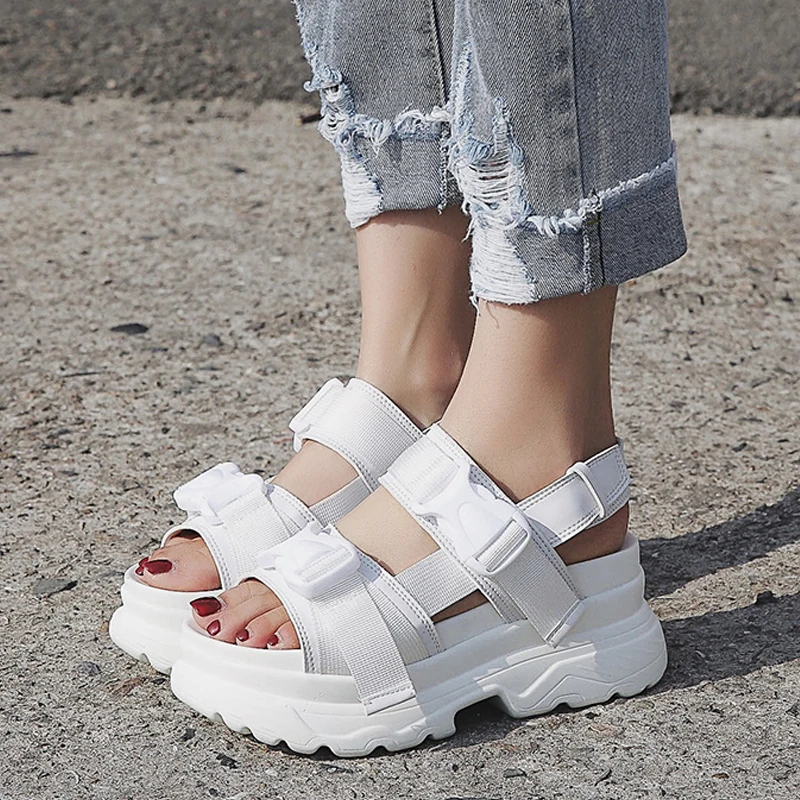 

LazySeal Summer Women Platform Sandals Fashion Buckle Design White 7cm Increasing Sandals Thick Sole Platform Shoes Female