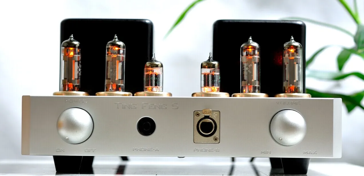 

MZ-5 tube balanced headphone amplifier and pre-stage, pure Class A left and right independent amplifying circuit dual 100W cow