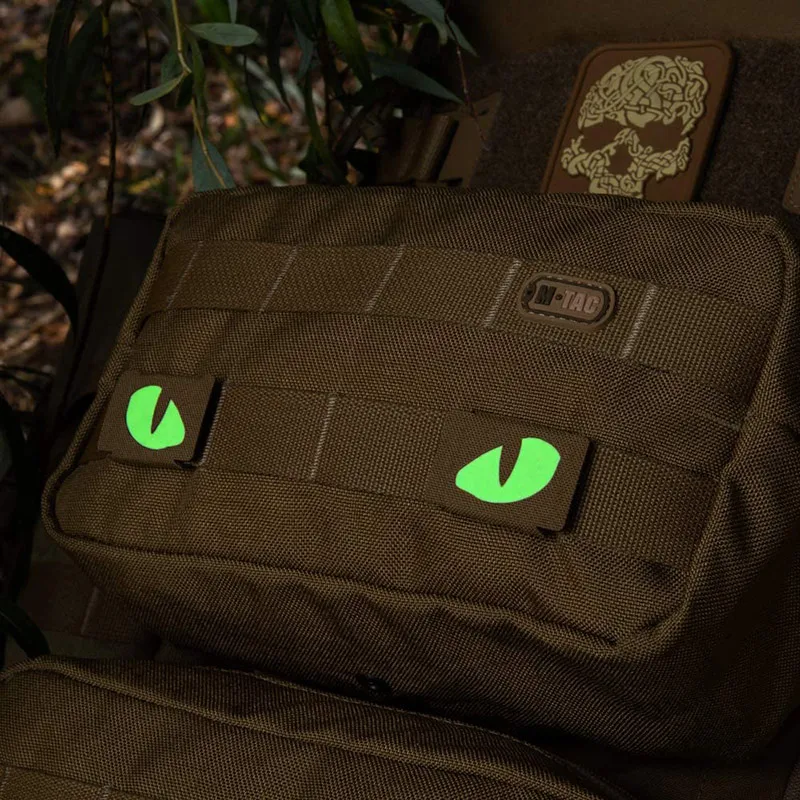 1 para Tactical Cat Eyes Patch Military Combat Glow In Dark Tag naszywka ubraniowa z klamra z pętlą na kask torba kurtka jednolita