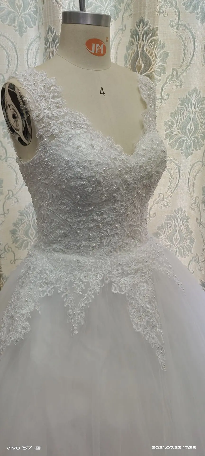 ZJ9218 Customized Sweetheart Pearls Beaded Wedding Dress Custom Made 2025 Sleeveless Princess Bridal Dresses Ball Gown