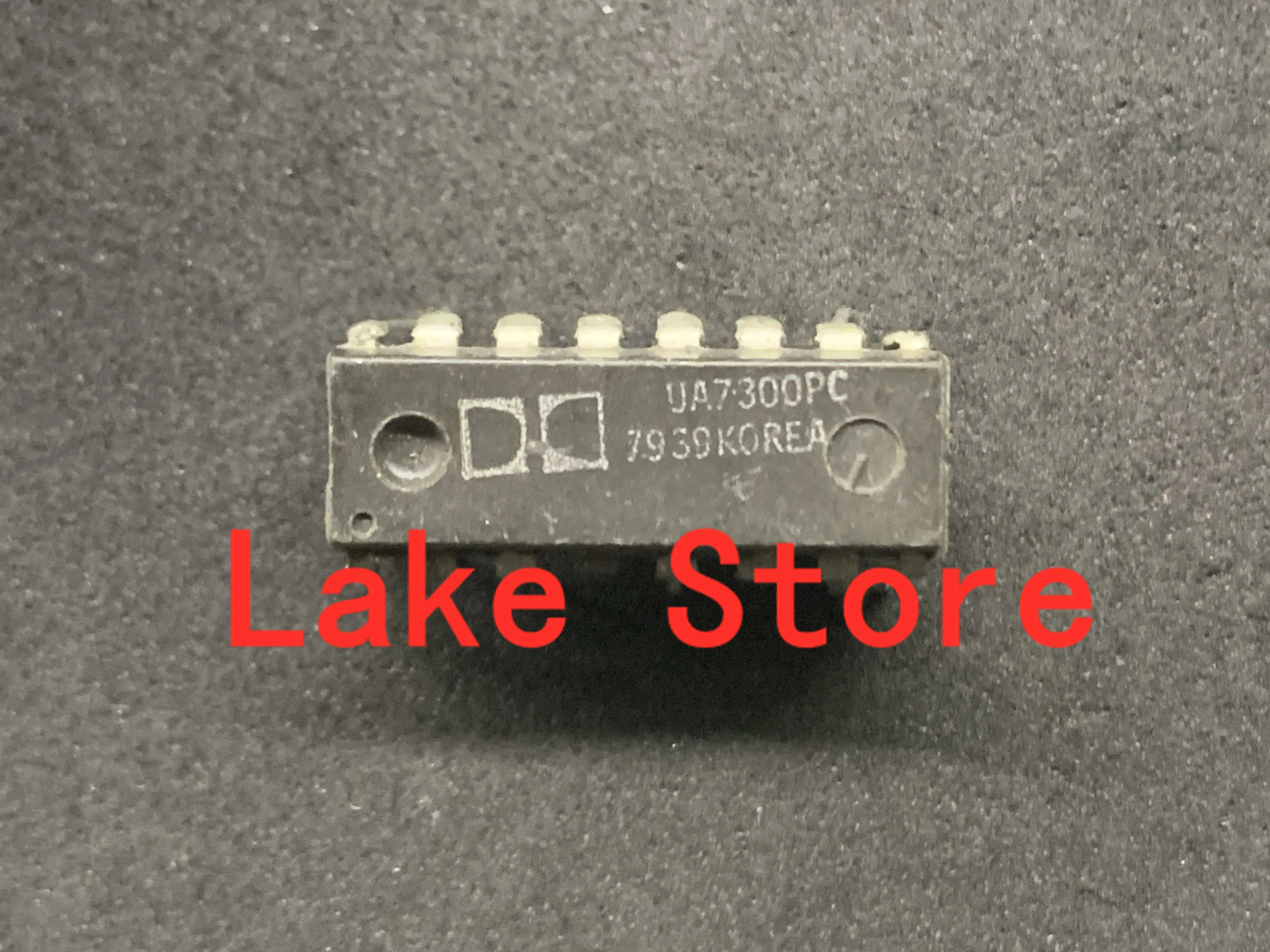 

5 unids/lote UA7300PC UA7300 DIP