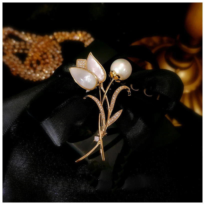 Vintage Jewelry Brooches For Women Tulips Design Fine Brooch Jewelry Luxury Shell Crafts Freshwater Pearls Corsage Pins Cardigan