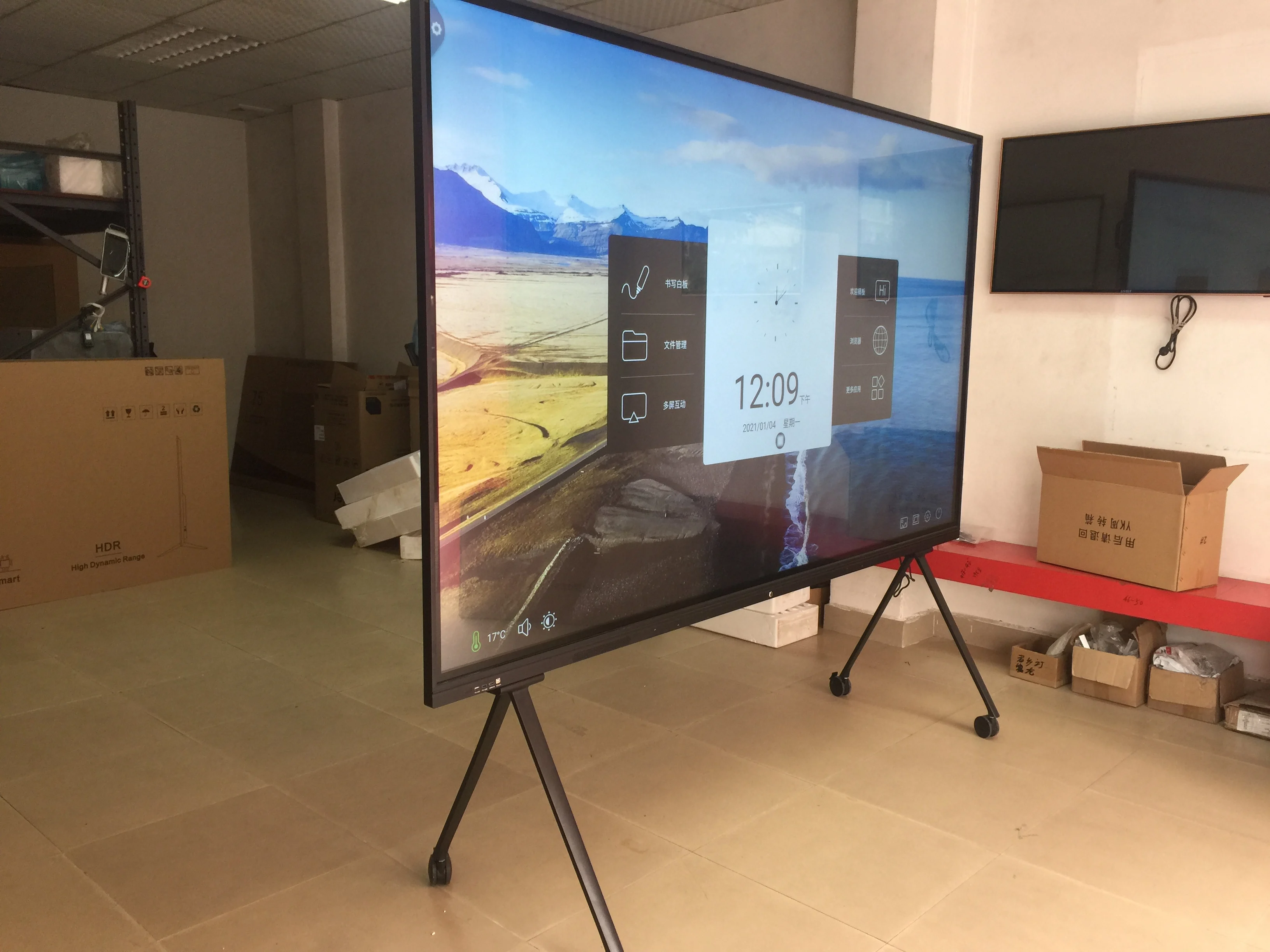 Beweegbare 110 Inch Touch Screen School Digitale Board Interactive Whiteboard All-In-One Onderwijs Machine Met Wifi