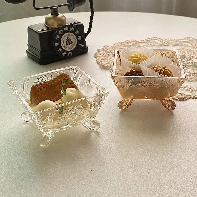 

GY Korean Vintage European Retro Embossed Square Glass Bowl Palace Style Dessert Salad Bowl Breakfast Oatmeal Bowl