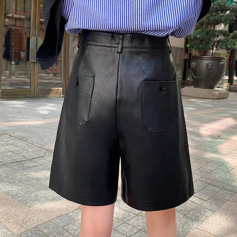 QOERLIN S-3XL Fashion PU Leather Shorts Women Autumn Winter New 2024 New Loose Bermuda Leather Trousers Casual High Waist Shorts