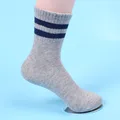 3 pares de color gris