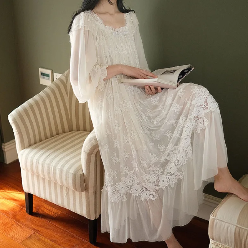 Hanxiuju Vintage Embroidery White Lace Women\'s Long Nightgowns Retro Princess Long Sleeve Sleepwear Autumn Spring Holiday Dress