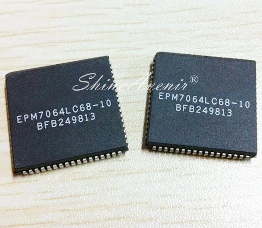 

2PCS EPM7064LC68-10 PLCC-68 100% new original in stock