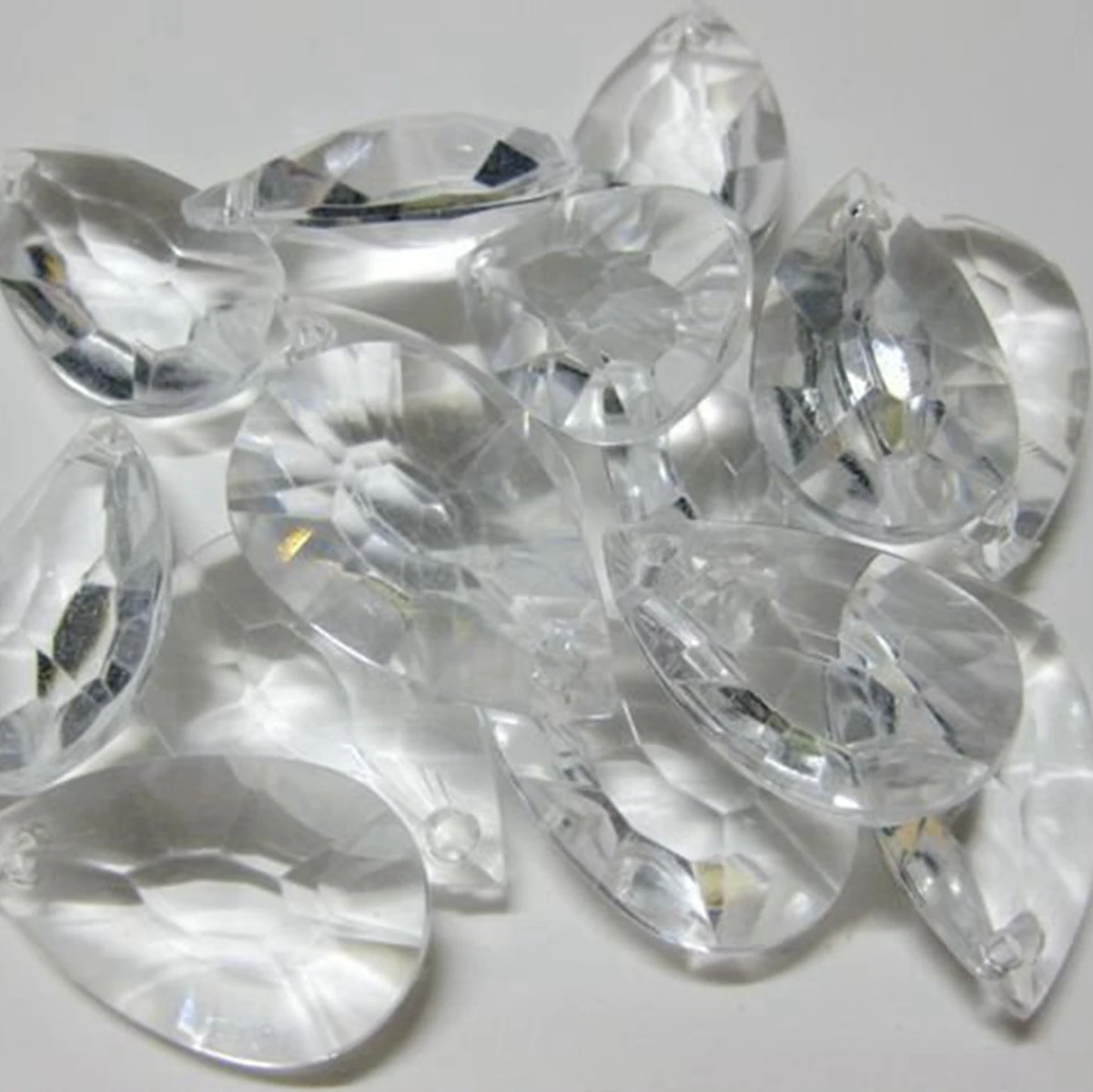 50 Clear Transparent Acrylic Faceted TearDrop Charm Pendants Top Drilled 26mm