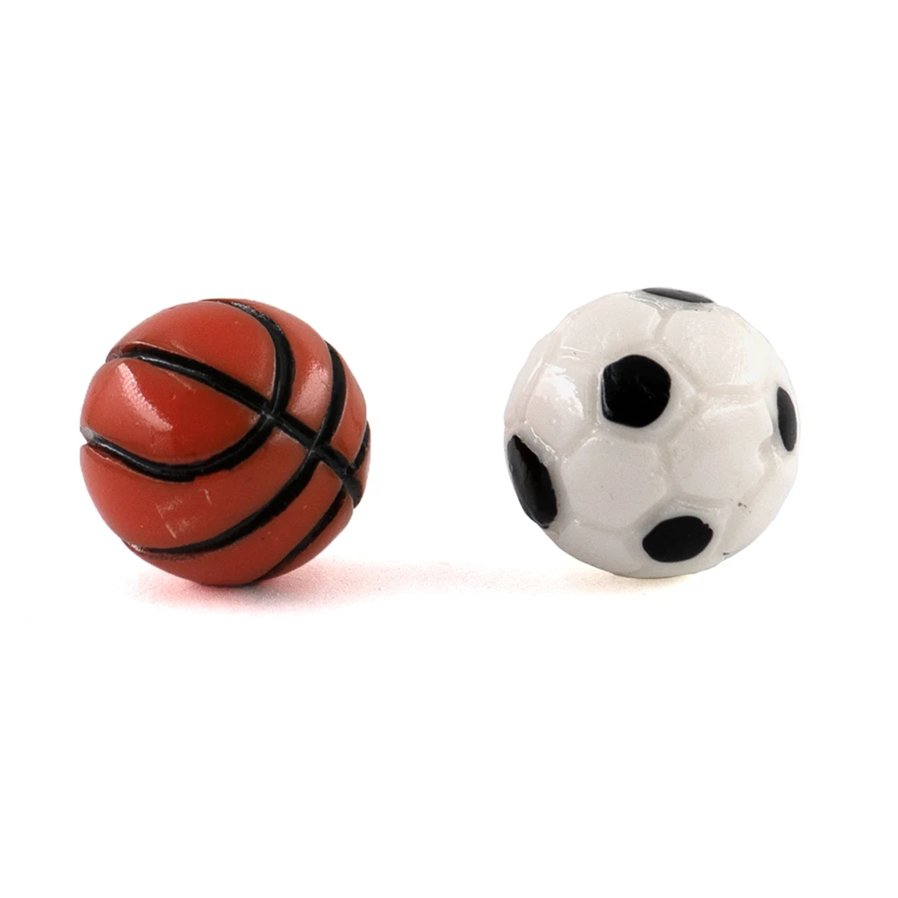 1Pcs 1/12 Dollhouse Miniature Accessories Mini Resin Football  Basketball  Simulation Model Toys for Doll House Decoration