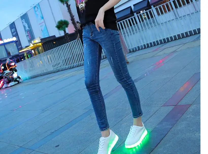 New White Adult Unisex Womens Mens 7 Colors Kid Luminous Sneakers Glowing USB Charge mens LED Shoes Girls Footwear LED Slippers