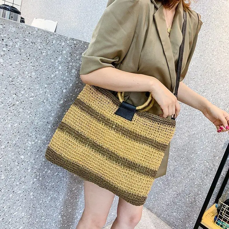 Casual Gestreiften Stroh Taschen Bambus Griff Frauen Handtaschen Wicker Woven Schulter Crossbbody Tasche Rattan Sommer Strand Große Tote 2021