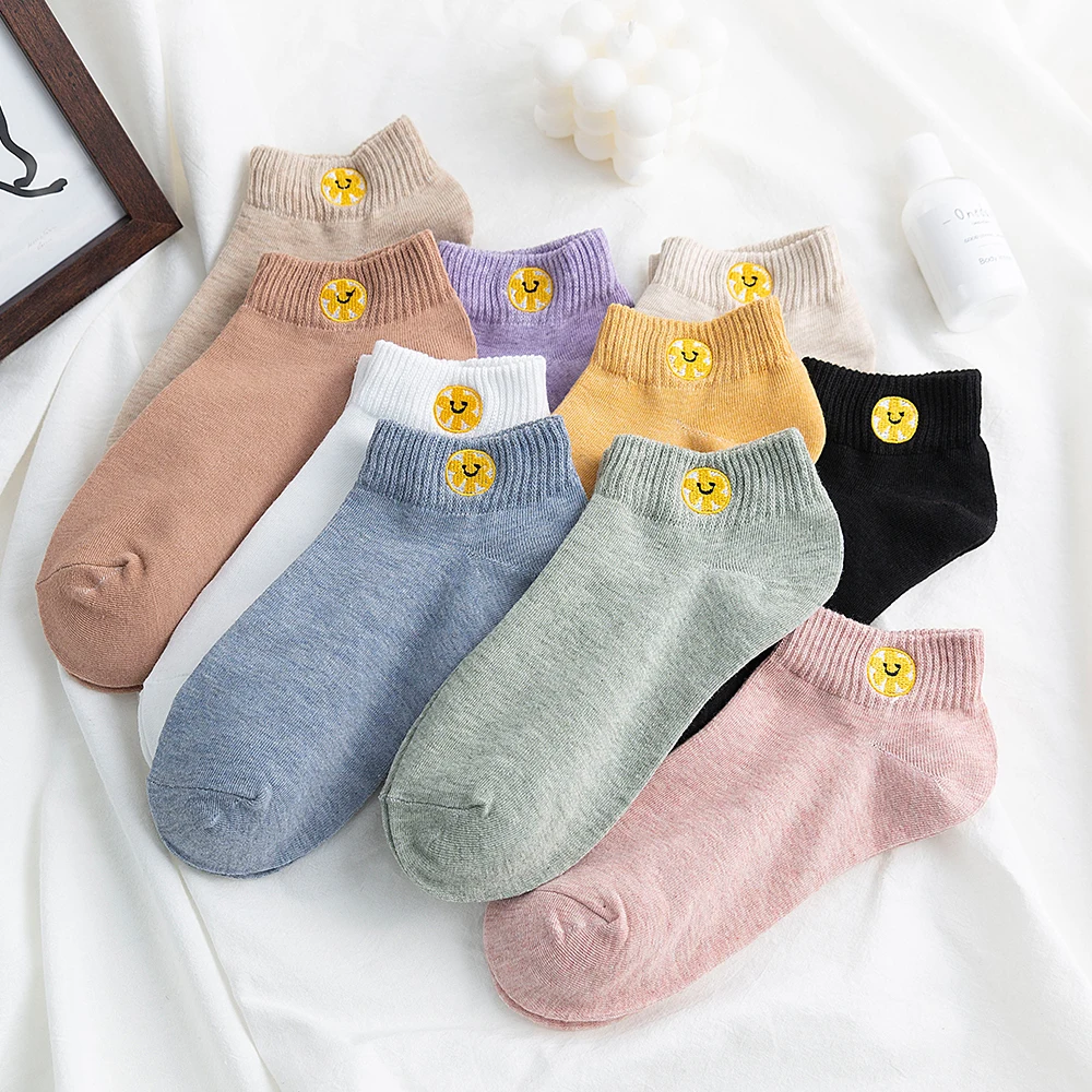 Women's Boat Socks Spring And Summer Shallow Mouth Solid Color Embroidery Smiley Cotton Casual Comfortable Kawaii Sports Socks