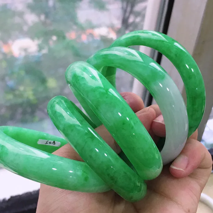 Natural A cargo jadeite Bracelet Yang green glacial glutinous Bracelet female jade bracelet high-end flowery concubine Bracelet