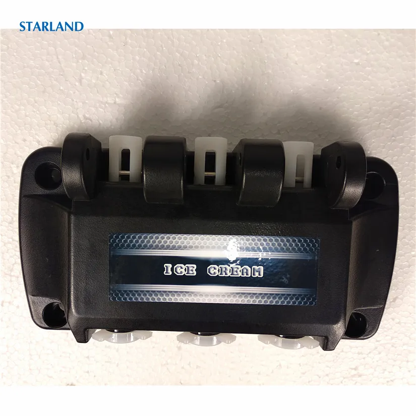 

Black Color Front Panel Distributing Valve Block Replacement Accessories of Soft Ice Cream Maker