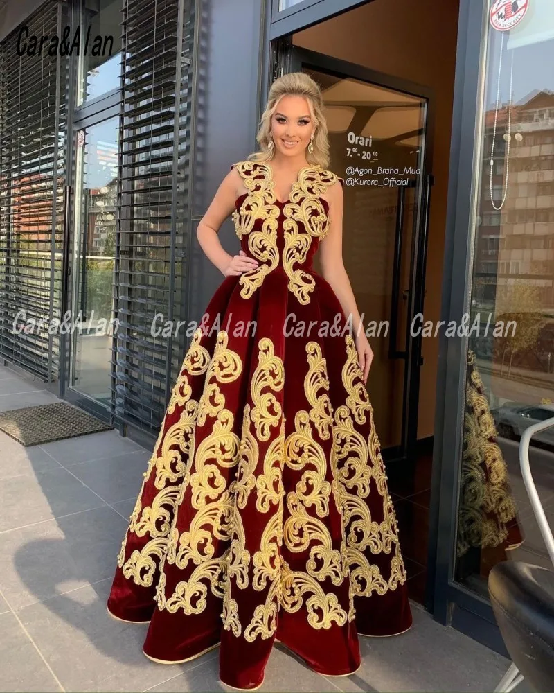 Customized Traditional Kosovo and Albanian Motifs vestidos formales Evening Dresses Flared Applique Beaded Prom Dress For Women