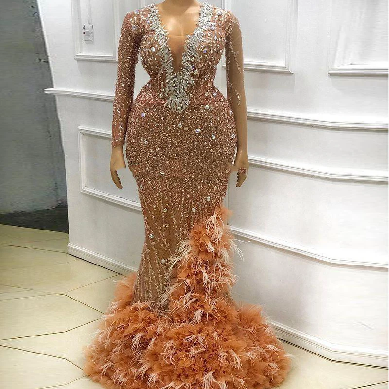 Luxury Mermaid Evening Dresses V Neck Crystals Beads Appliques Aso Ebi Prom Dress Plus Size Party Gown Feathers Tulle Bottom